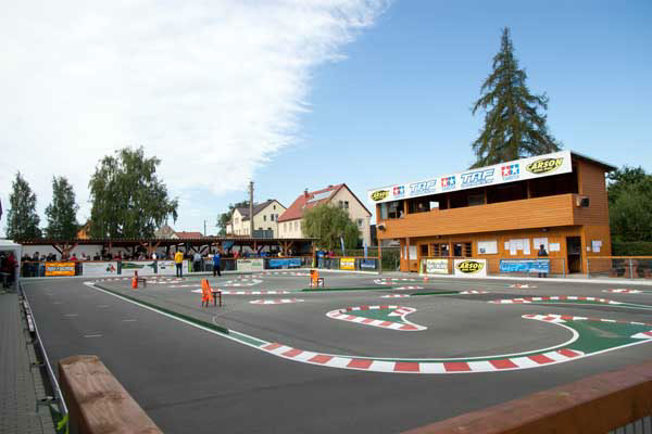 Zur Galerie von H&ouml;ckendorf